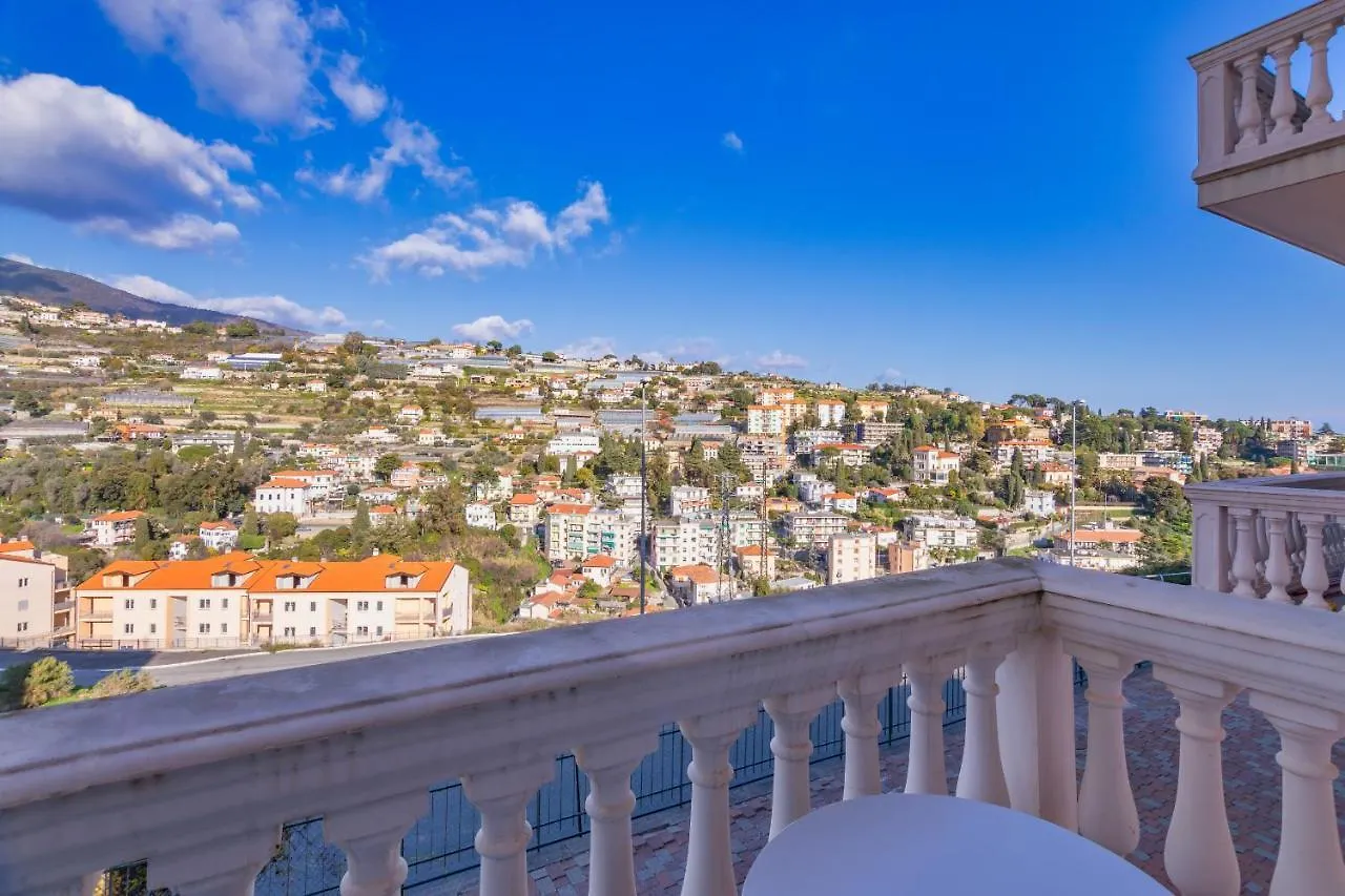Bijoux Apartment By Wonderful Italy Sanremo 0*,  Italy